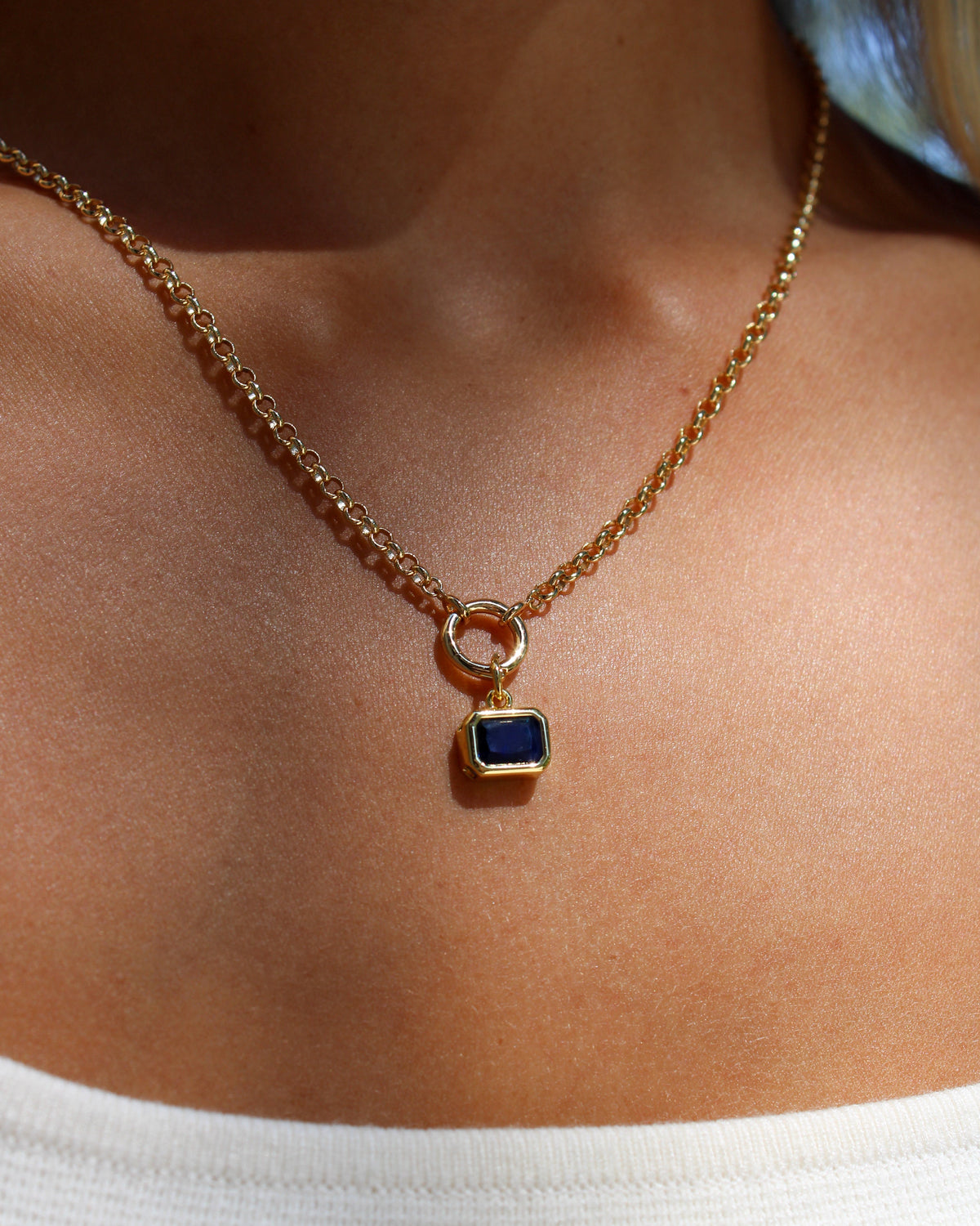 Arles Emerald Cut