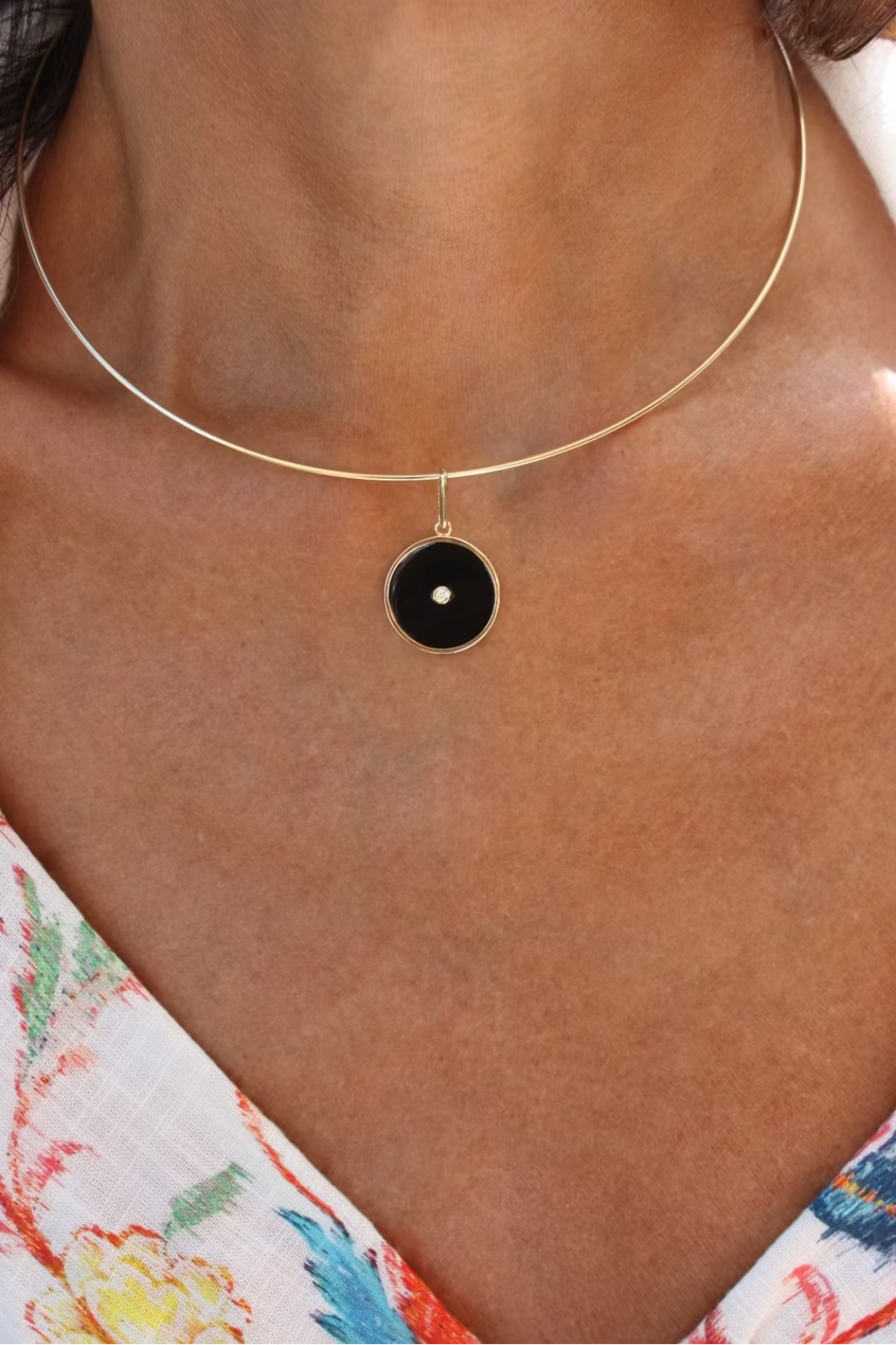 Noir Charm Large